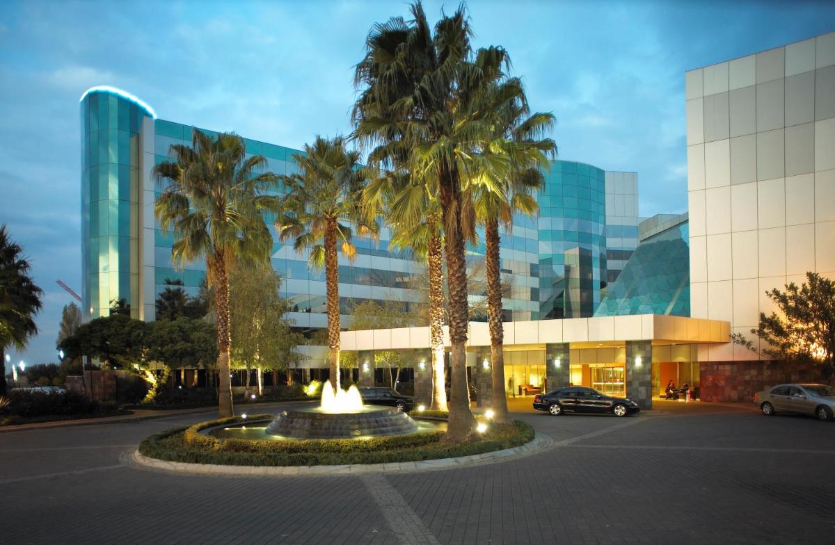 Suitetrails - Southern Sun OR Tambo International Airport