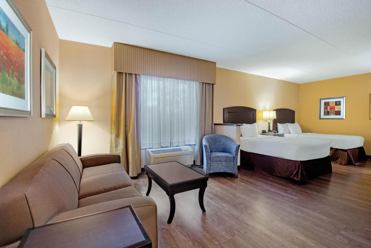 La Quinta Inn & Suites Bel Air - Housity