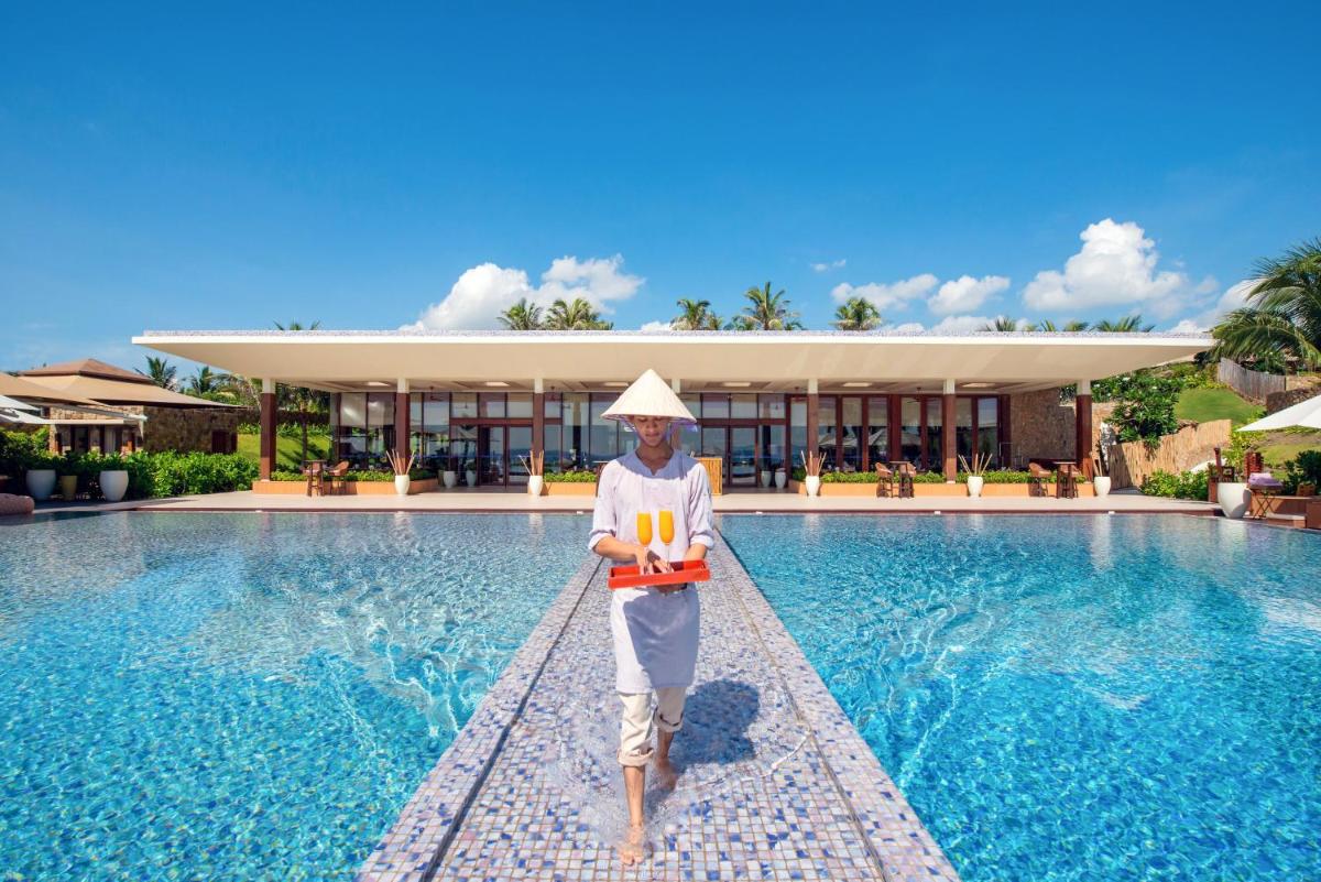 Fusion Resort Cam Ranh - All Spa Inclusive - Housity