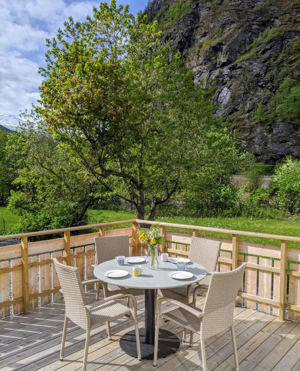 Two bedroom apartment in beautiful Flåm valley - Housity