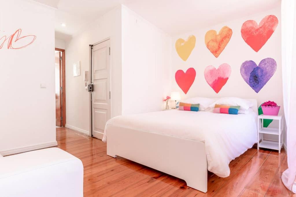 InLoveApartments - One Love, One Heart - Housity