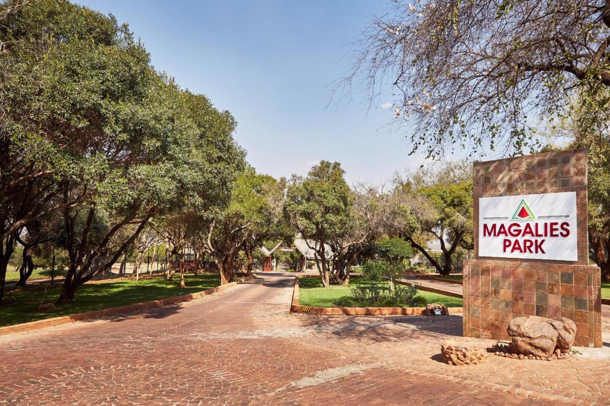Suitetrails - First Group Magalies Park
