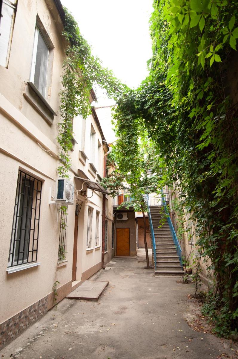 Cozy Apartment on Uspenskaya 8 - Housity