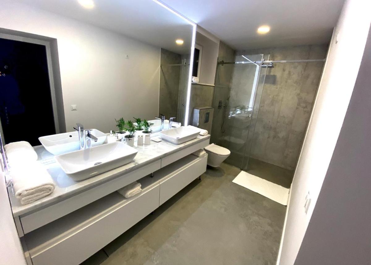 Luksusowy Apartament pod Lasem, Otwock -Shared garden, sauna, wood hot tub! Hot tub seasonal! - Hizvo