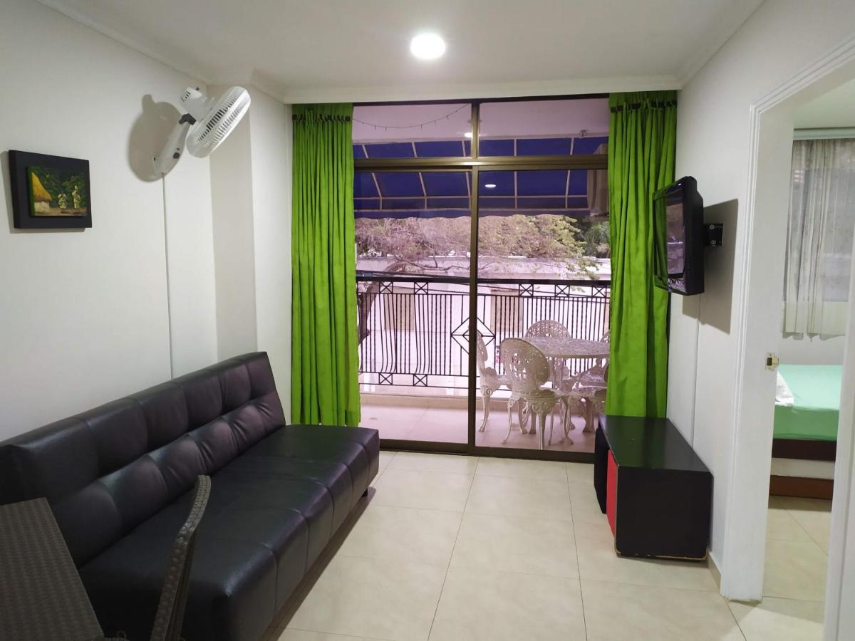 Rodadero Parador, apartamentos a 20 metros de la playa - Housity