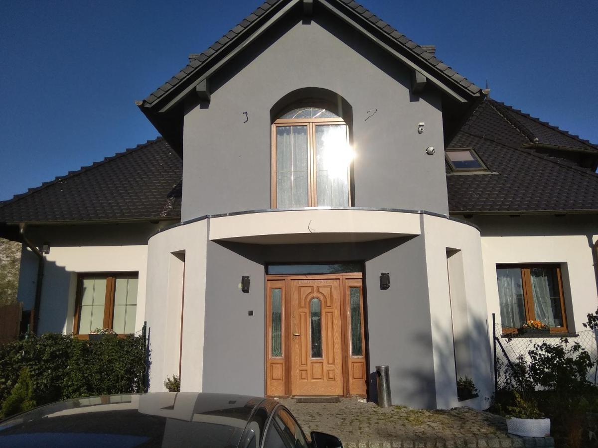 Ceramika Bolesławiec - Pensjonat - Housity