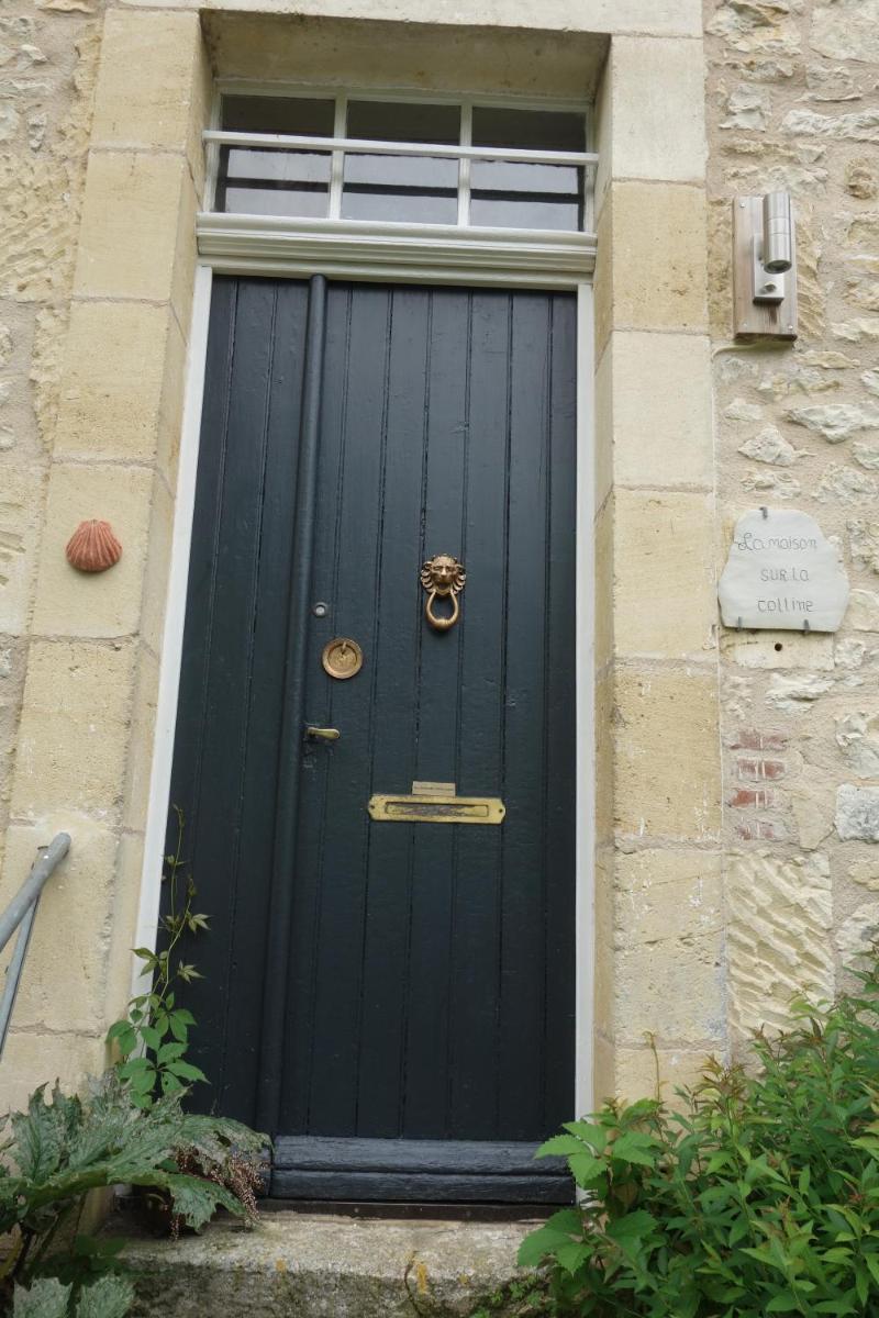 La Maison sur la Colline - Housity