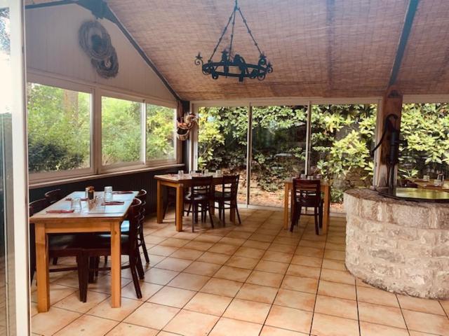 Hôtel-Restaurant La Bergerie - Housity