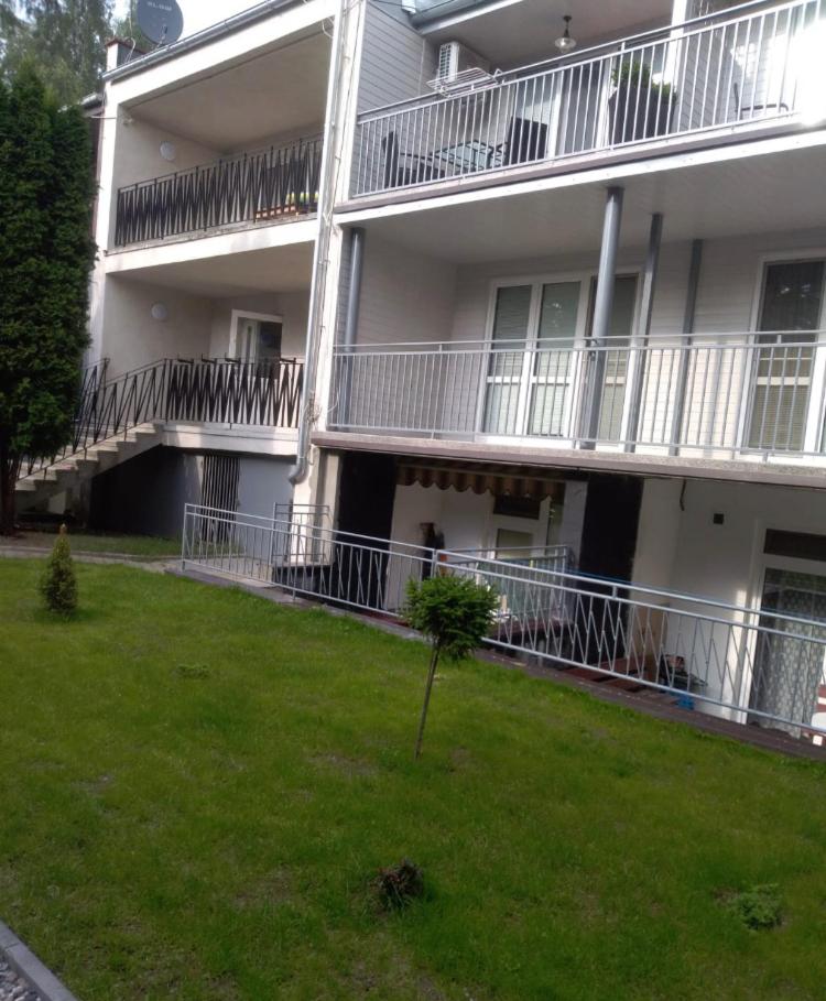 Zelesówka Wądzyn Gosia Pokoje - Housity