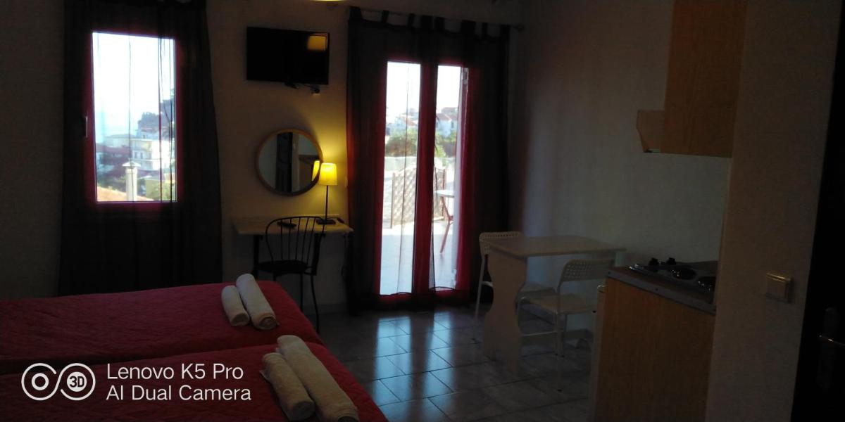 Suitetrails - Studios Spiros Parga