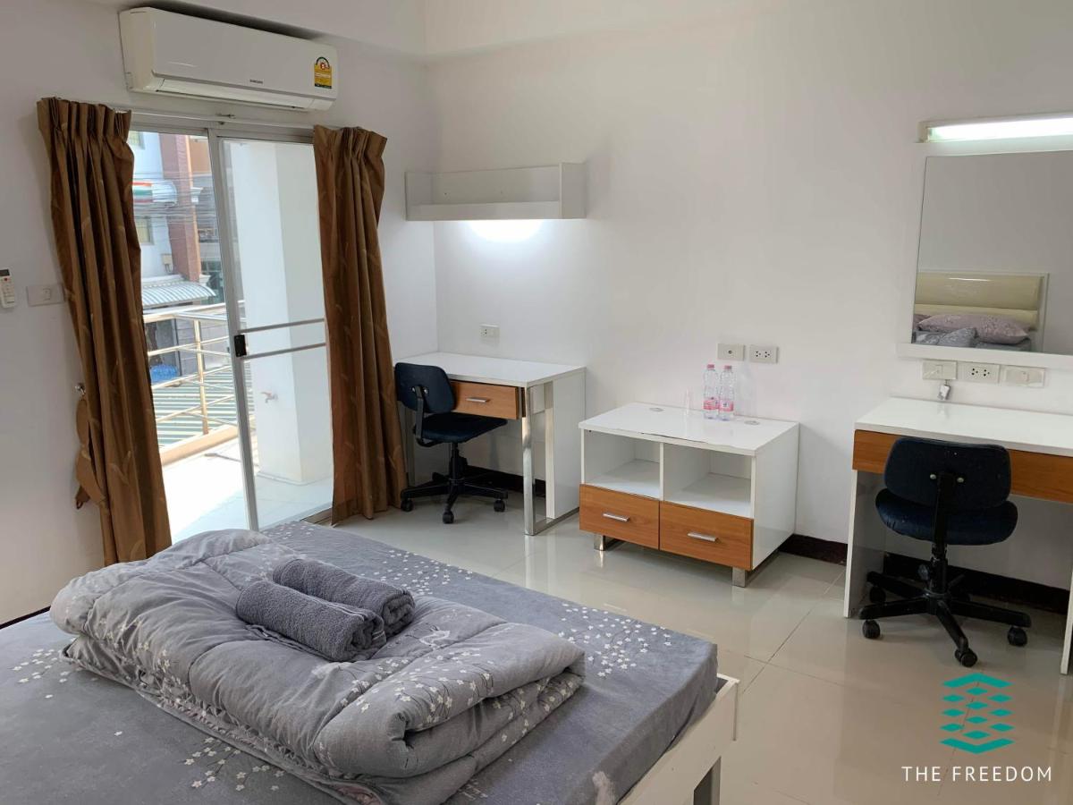 Suitetrails - The Freedom Apartment @RangsitU