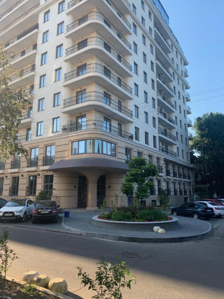 Appartment VIP House Graf, Morskay 8?, 5 minutes walk from otrada beach - Housity