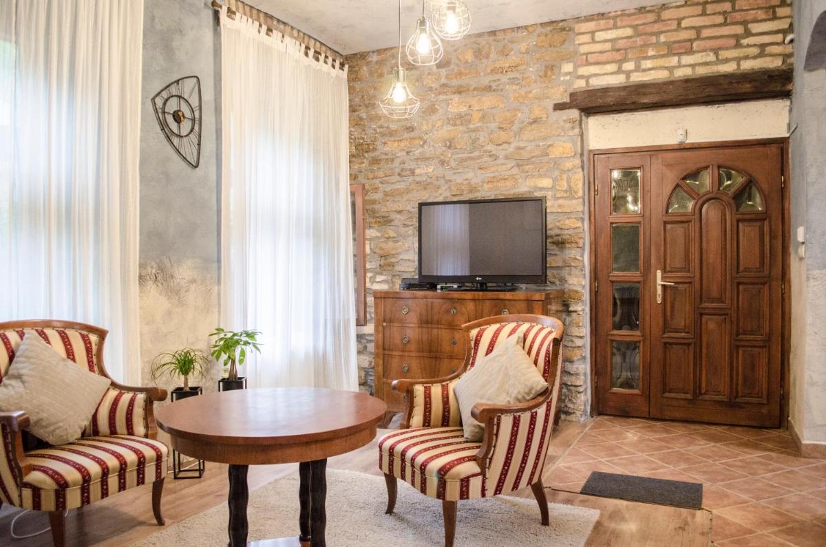 Suitetrails - Kőház Apartman