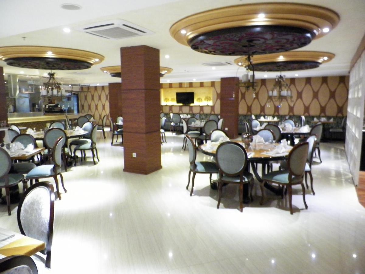 Sutanraja Hotel & Convention Centre - Housity