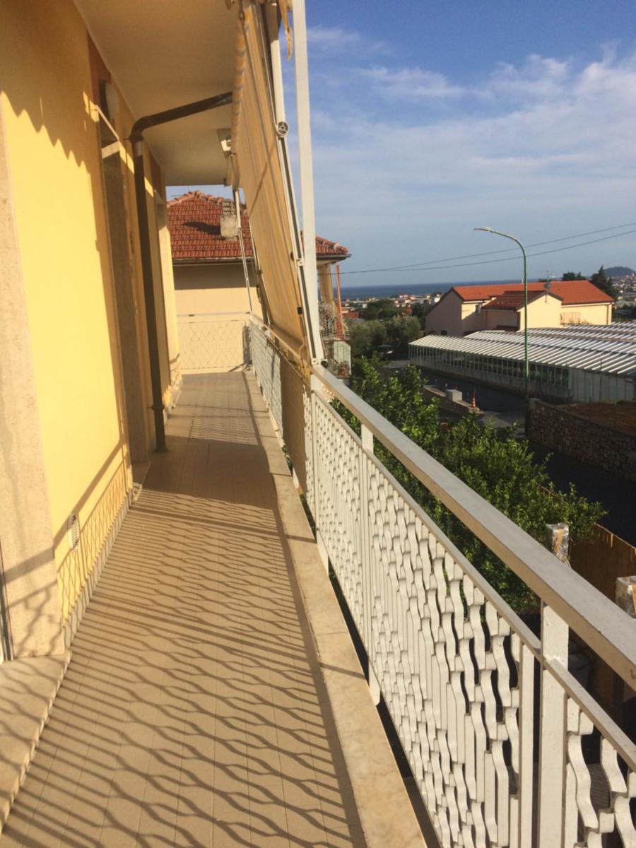 A Casa di Nonna Luciana - Trilocale con Giardino - Housity