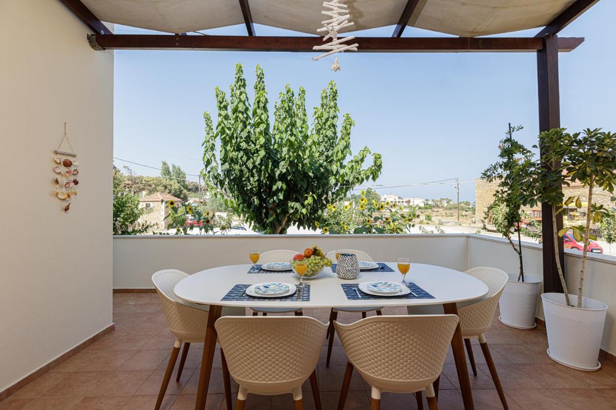 Suitetrails - Sea La Vie house, close to the beach, By ThinkVilla
