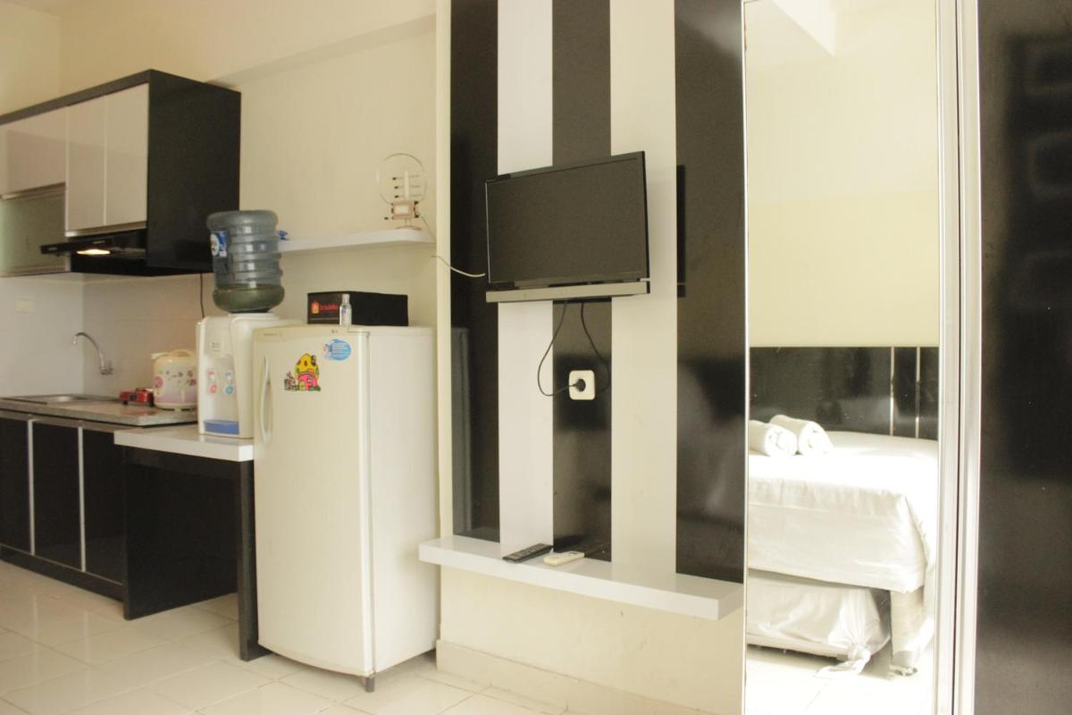 Suitetrails - Comfortable Studio Room Apartment at Easton Park Residence Jatinangor By Travelio
