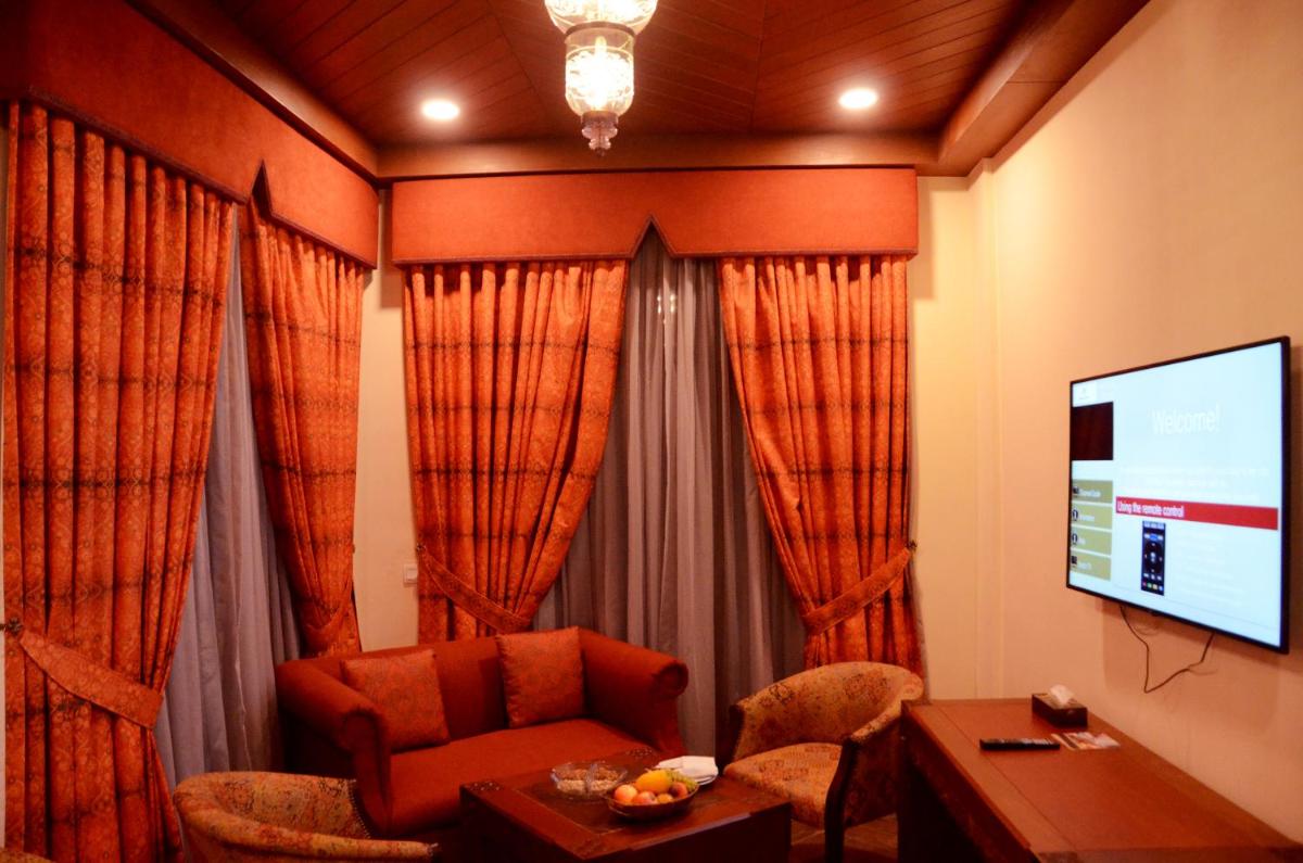 Suitetrails - Pearl Continental Hotel Malam Jabba