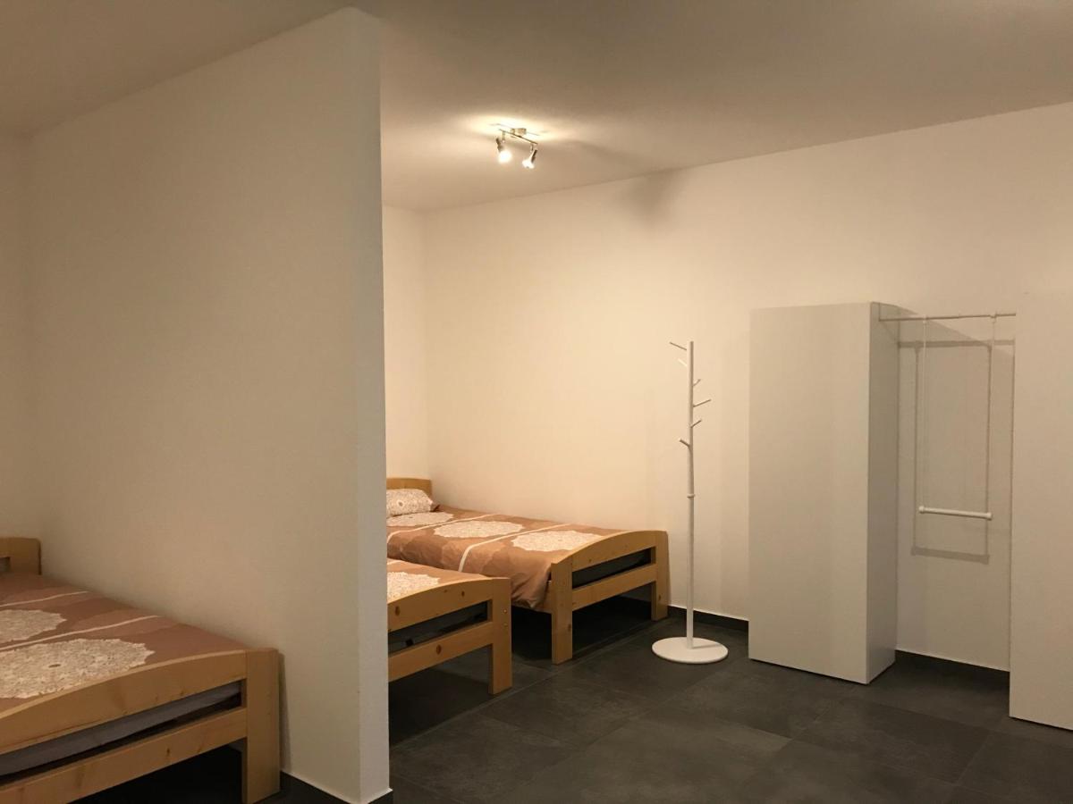 Monteurwohnung 2 - Hizvo