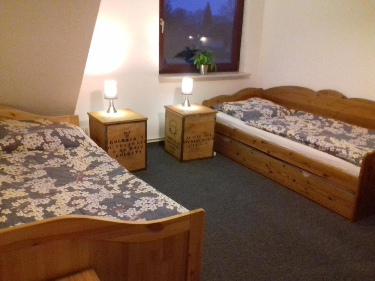 Ferienwohnung, Monteurwohnung bis 6 Personen - Housity