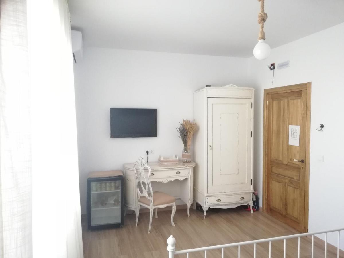 Hostal el lugar de la Mancha - Housity
