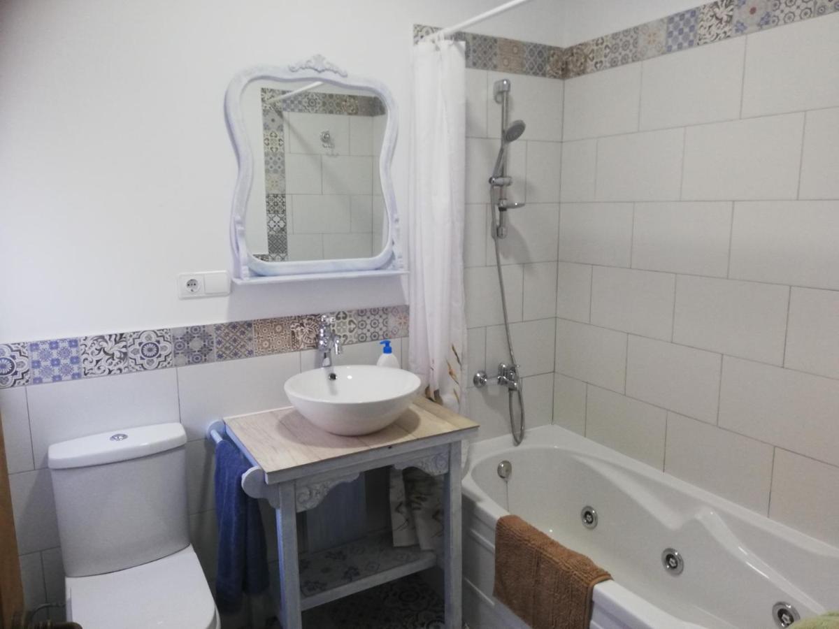 Hostal el lugar de la Mancha - Housity