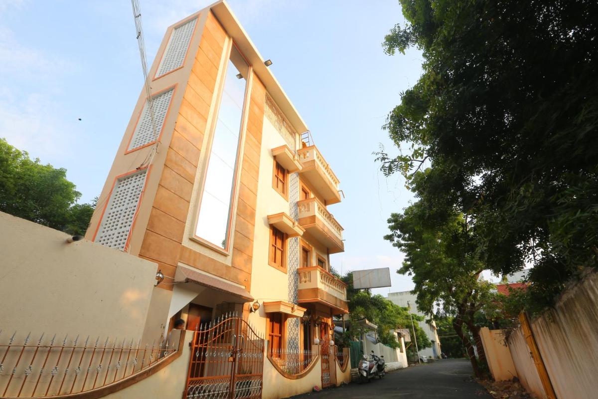 Le Apex - Housity