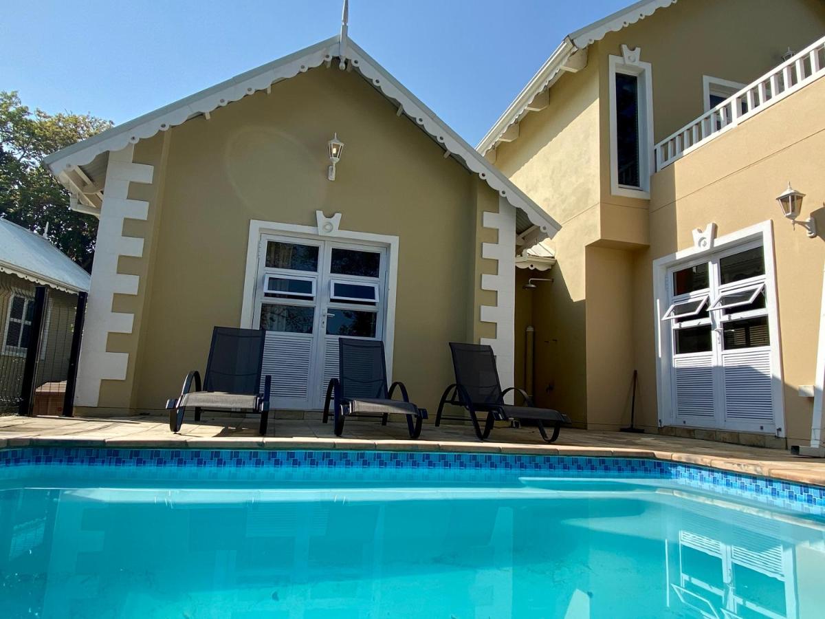 Barbados 13, Caribbean Estate - PRIVATE POOL!! - Housity