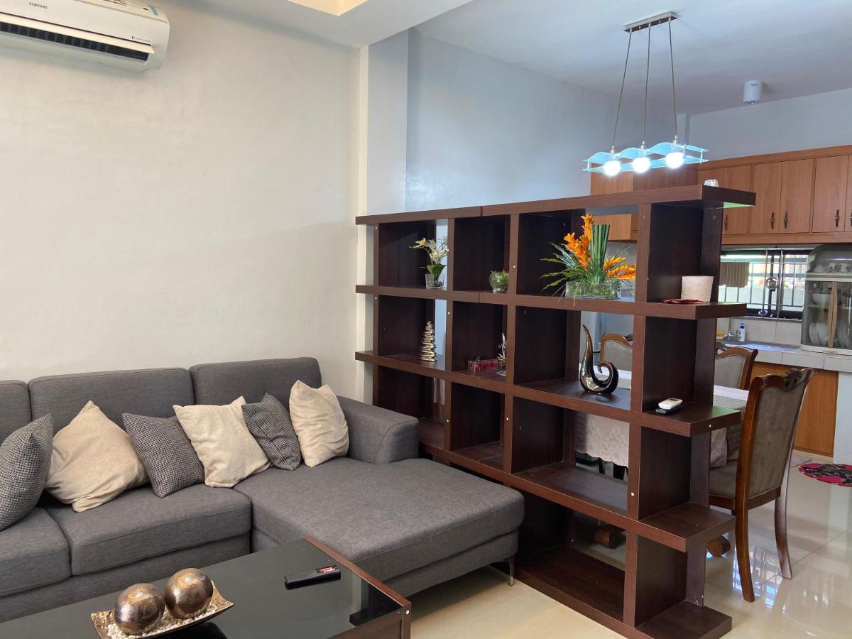 Suitetrails - L’Hyacinth Apartment