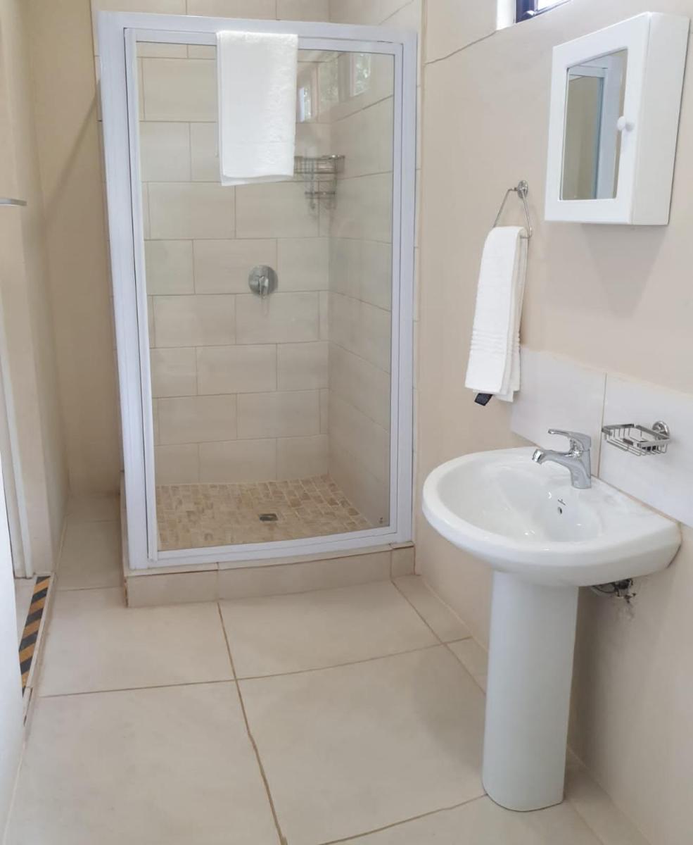 Suitetrails - Sade Holidays - 14 A on Berea Manaba Margate