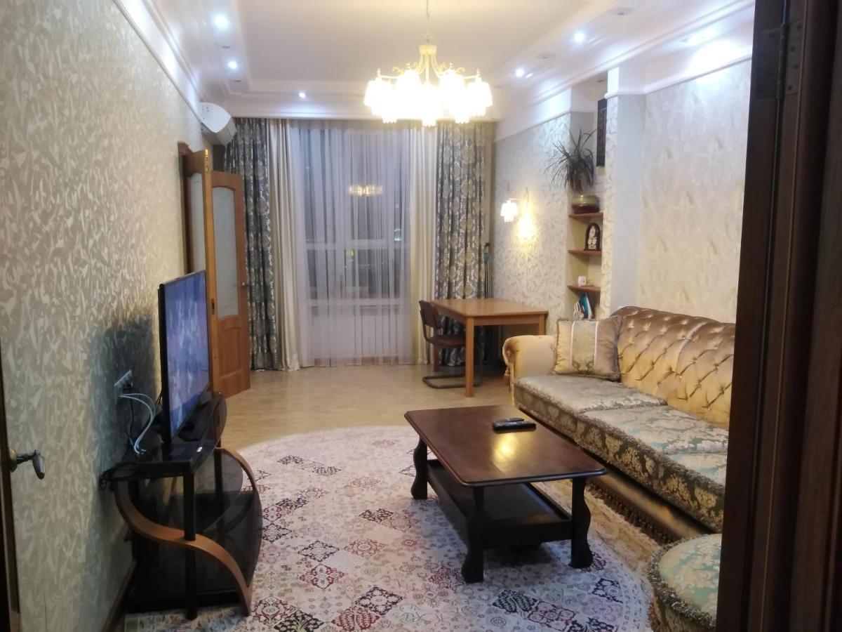 Suitetrails - Квартира в 11 микрорайоне, жк. Арай