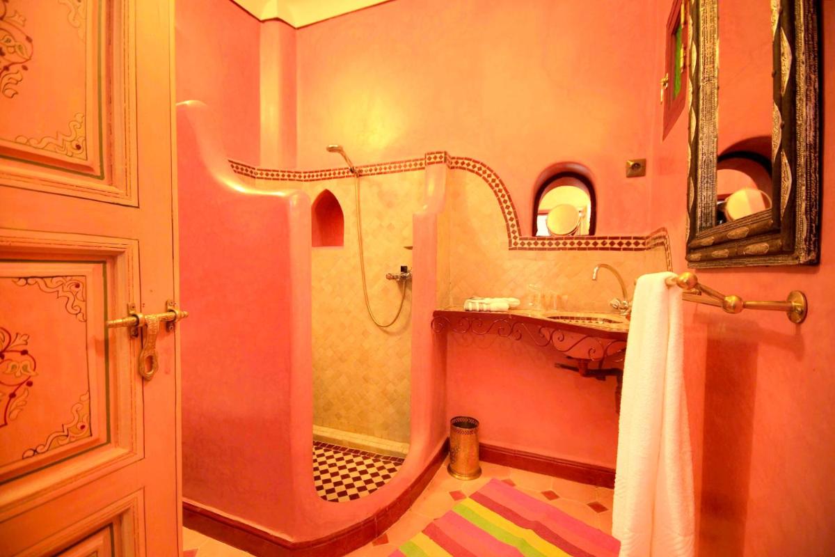 Suitetrails - 3 bedrooms house with city view terrace and wifi at Medina Marrakesh