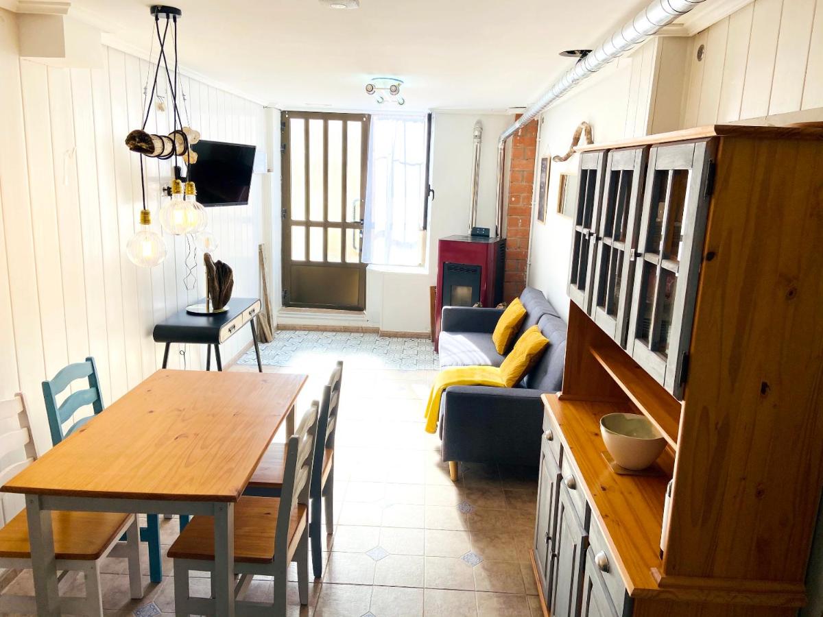 Suitetrails - 2 bedrooms house with wifi at Viguera
