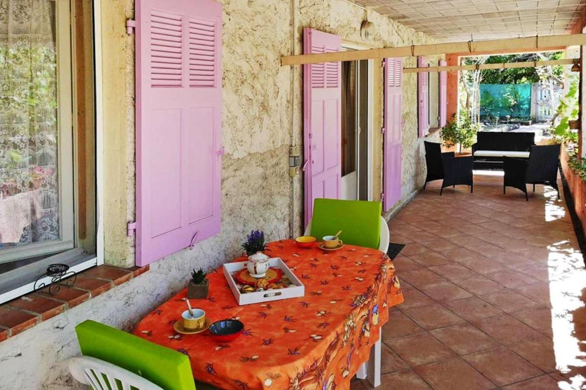 Suitetrails - Villa de 2 chambres avec piscine privee jardin clos et wifi a Fayence