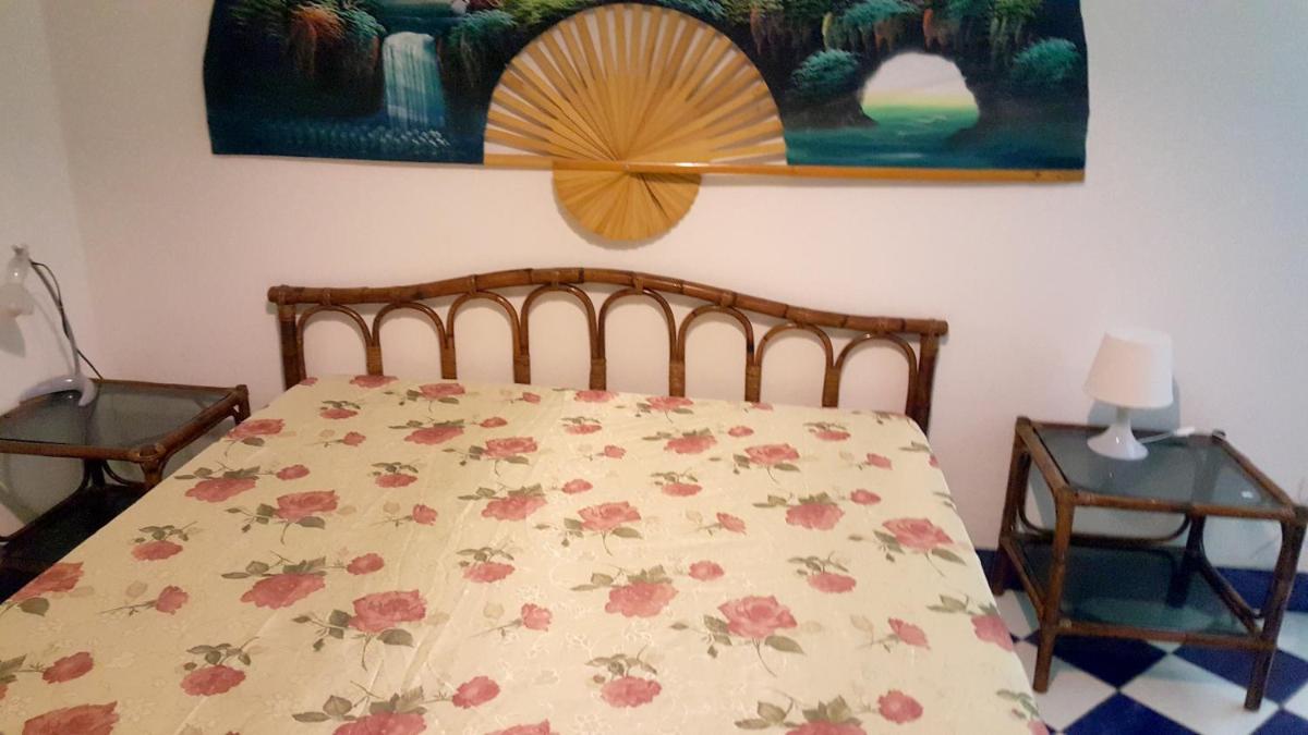 Suitetrails - 2 bedrooms appartement at Salto di Fondi 200 m away from the beach with enclosed garden