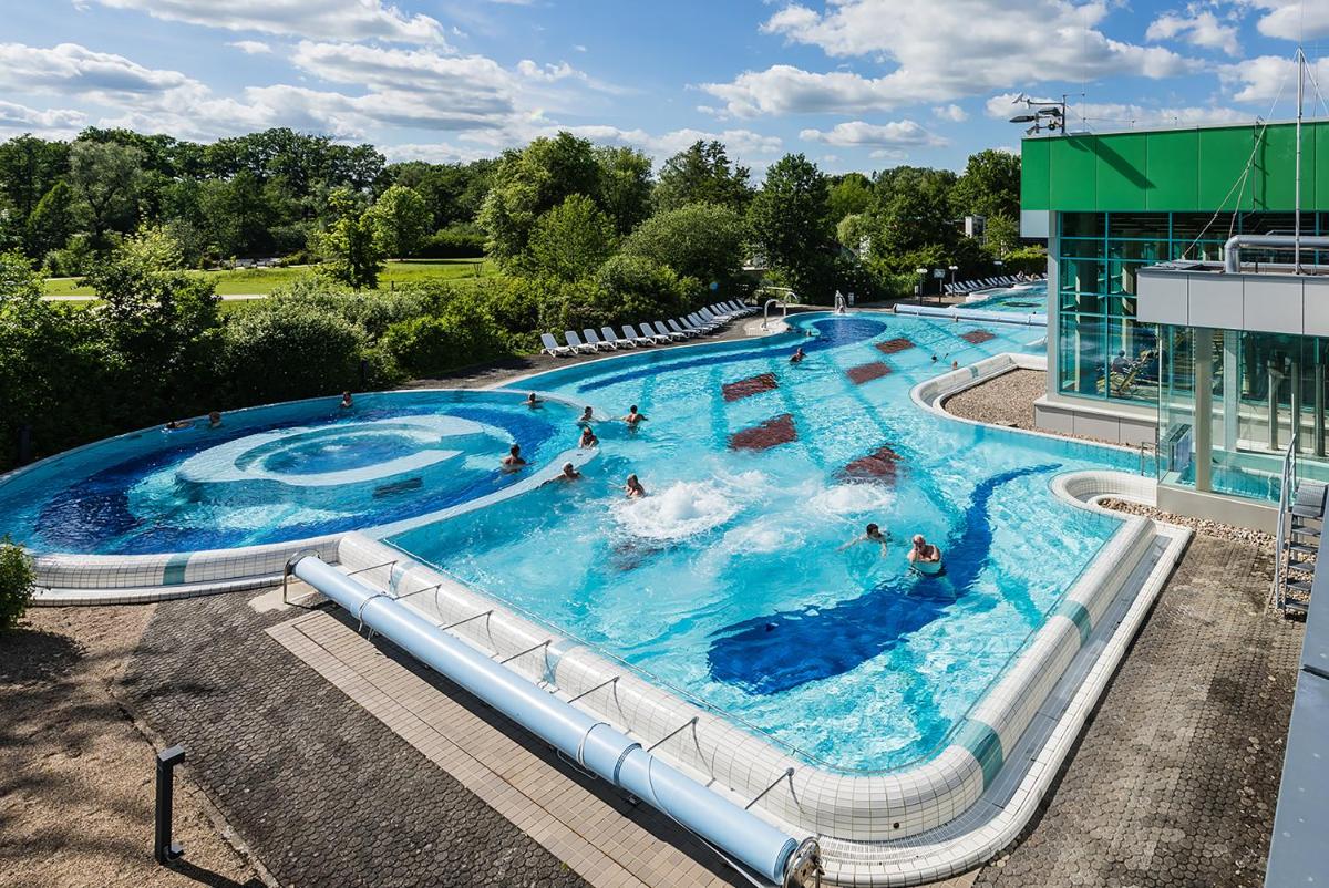 FeWo im Grünen mit Terrasse und Garten - gratis Therme - Housity