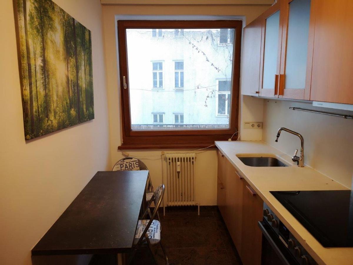 HIDDEN GEM by JR City Apartments - Housity