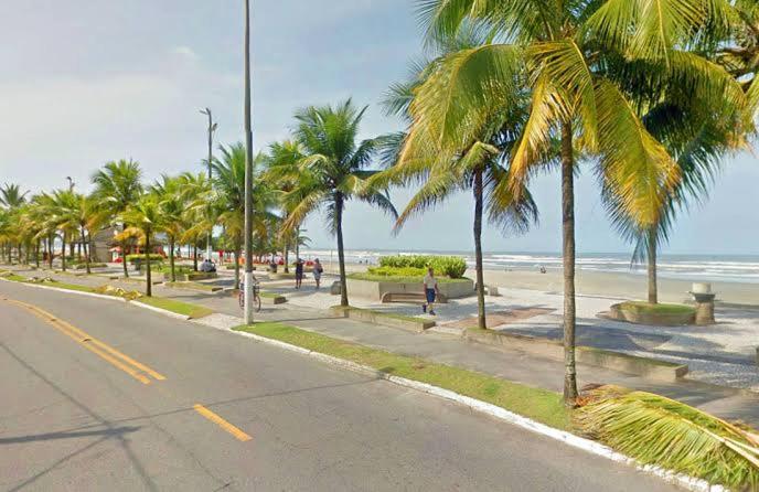 Suitetrails - Apartamento aconchegante 1 quadra da praia