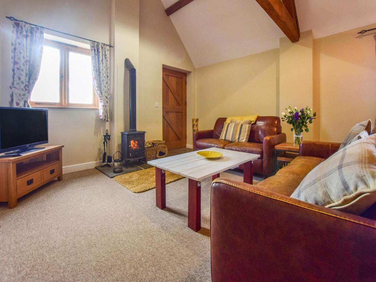Cider House, Oosland Farm - Housity