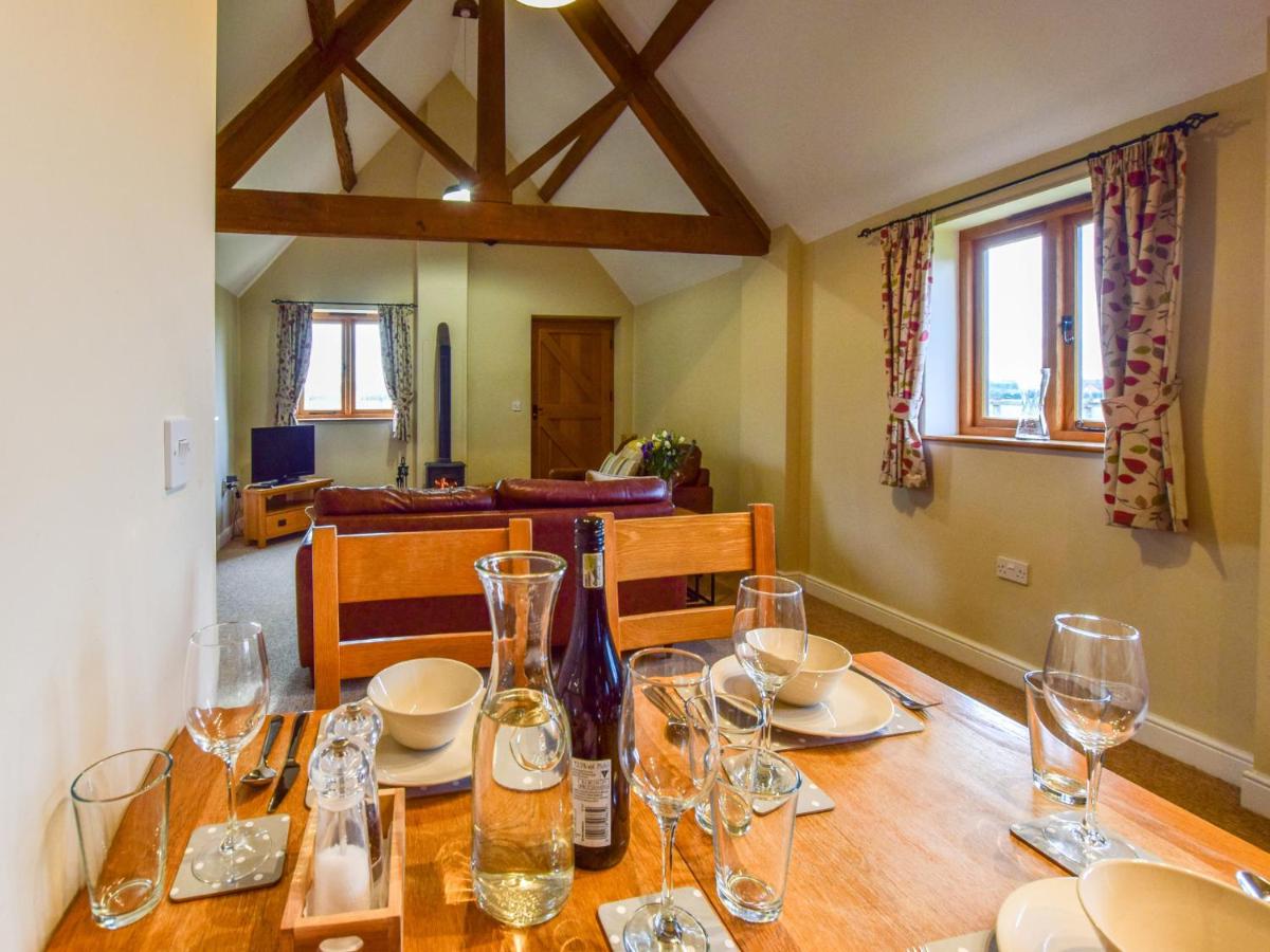 Cider House, Oosland Farm - Housity