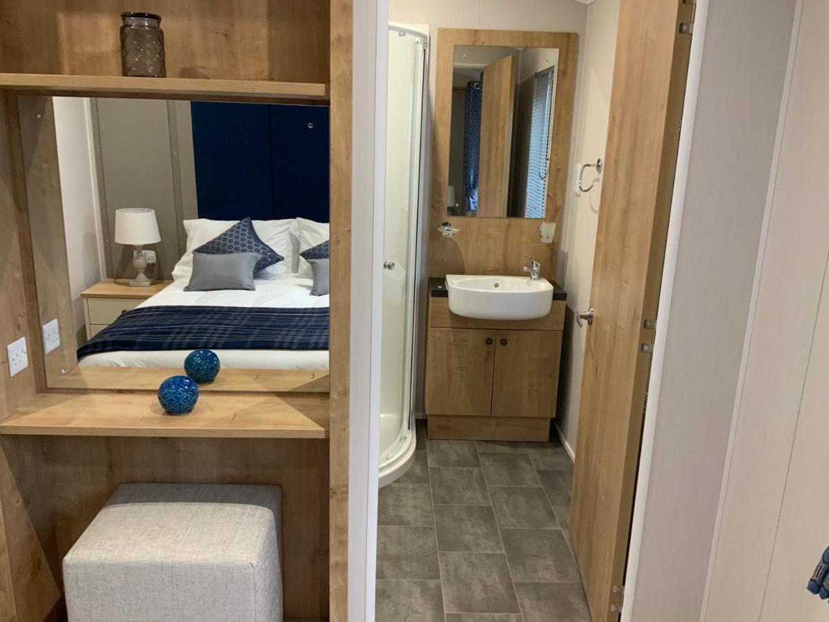 Clouded Yellow - beautiful modern lodge Kippford - Housity