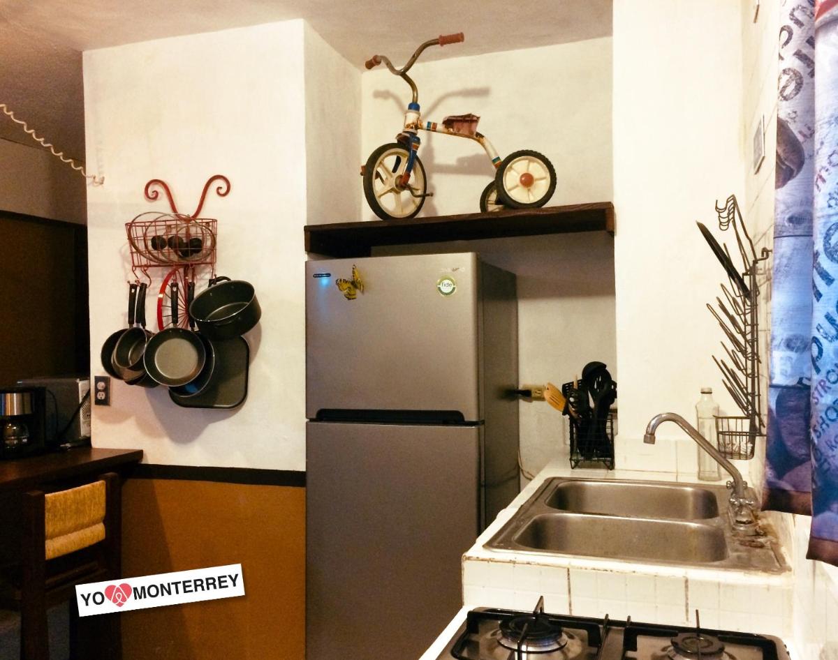 Departamento completo a pasos de Santa Lucia mty - Housity