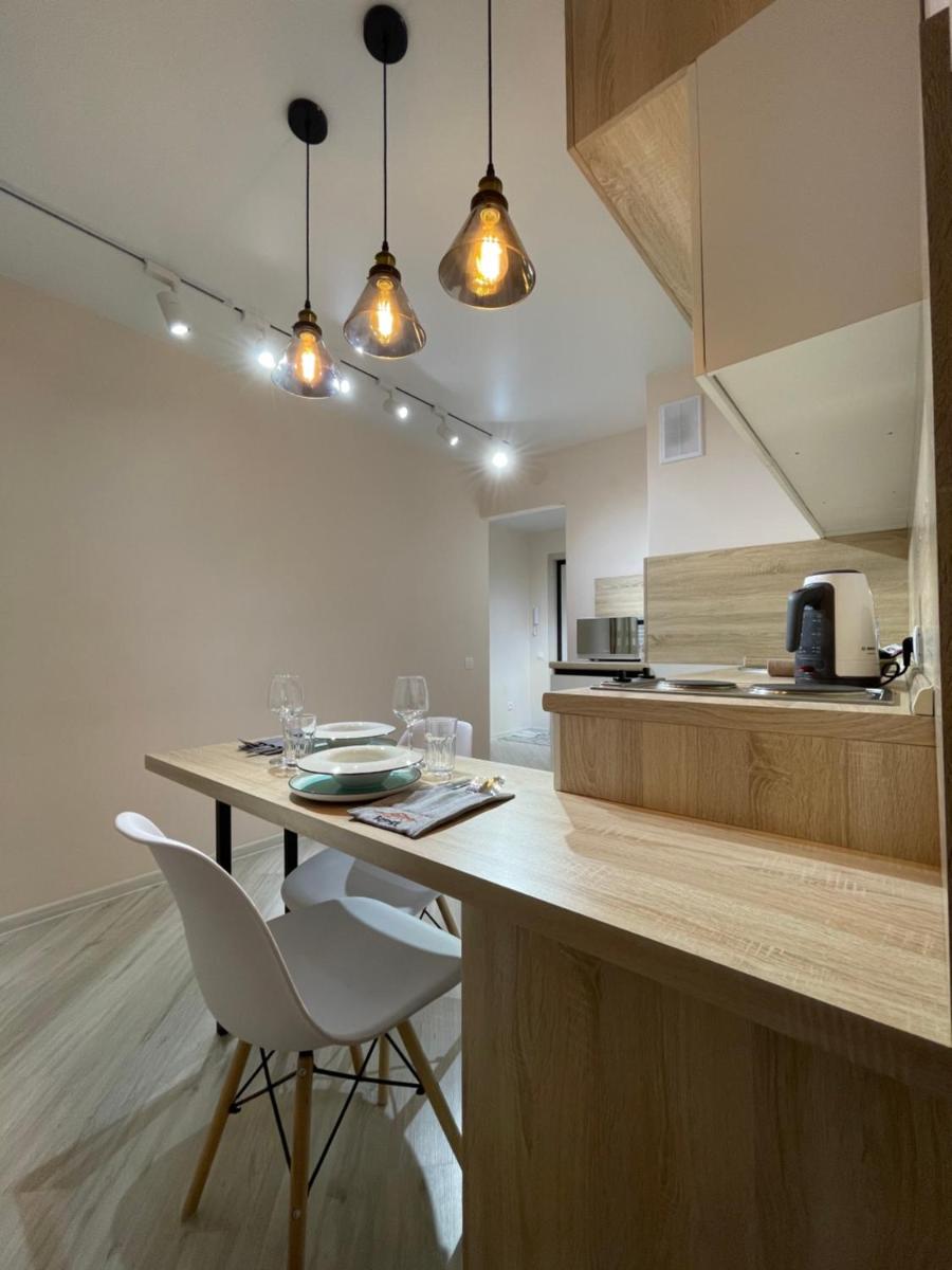 Suitetrails - Apartment on Kataeva street
