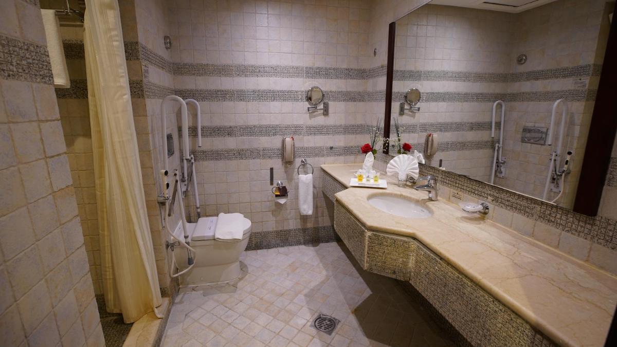 Suitetrails - Dorrar Al Eiman Royal Hotel