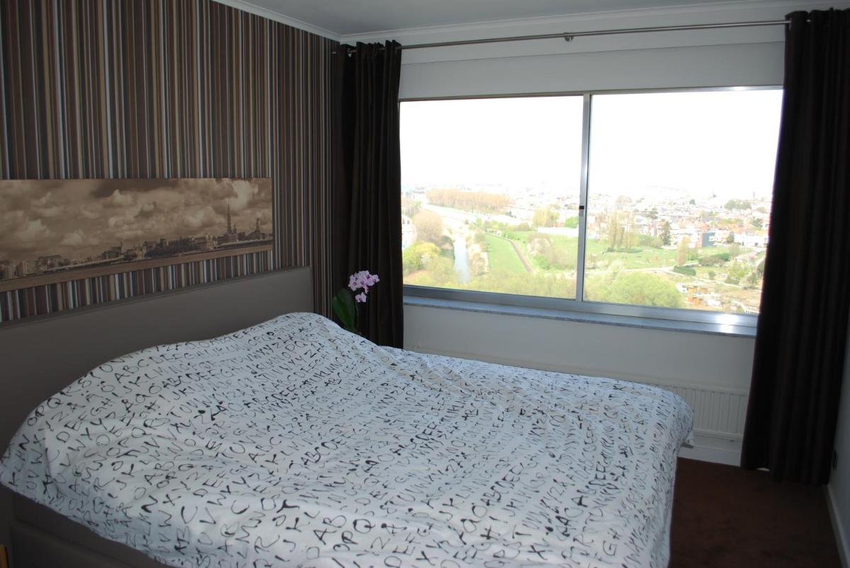 Suitetrails - Apartment View of Antwerp