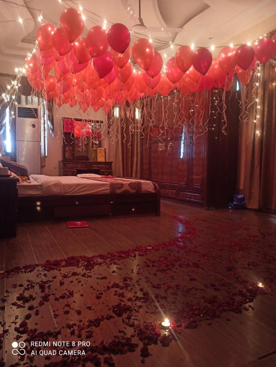 The Candy Suites - Housity