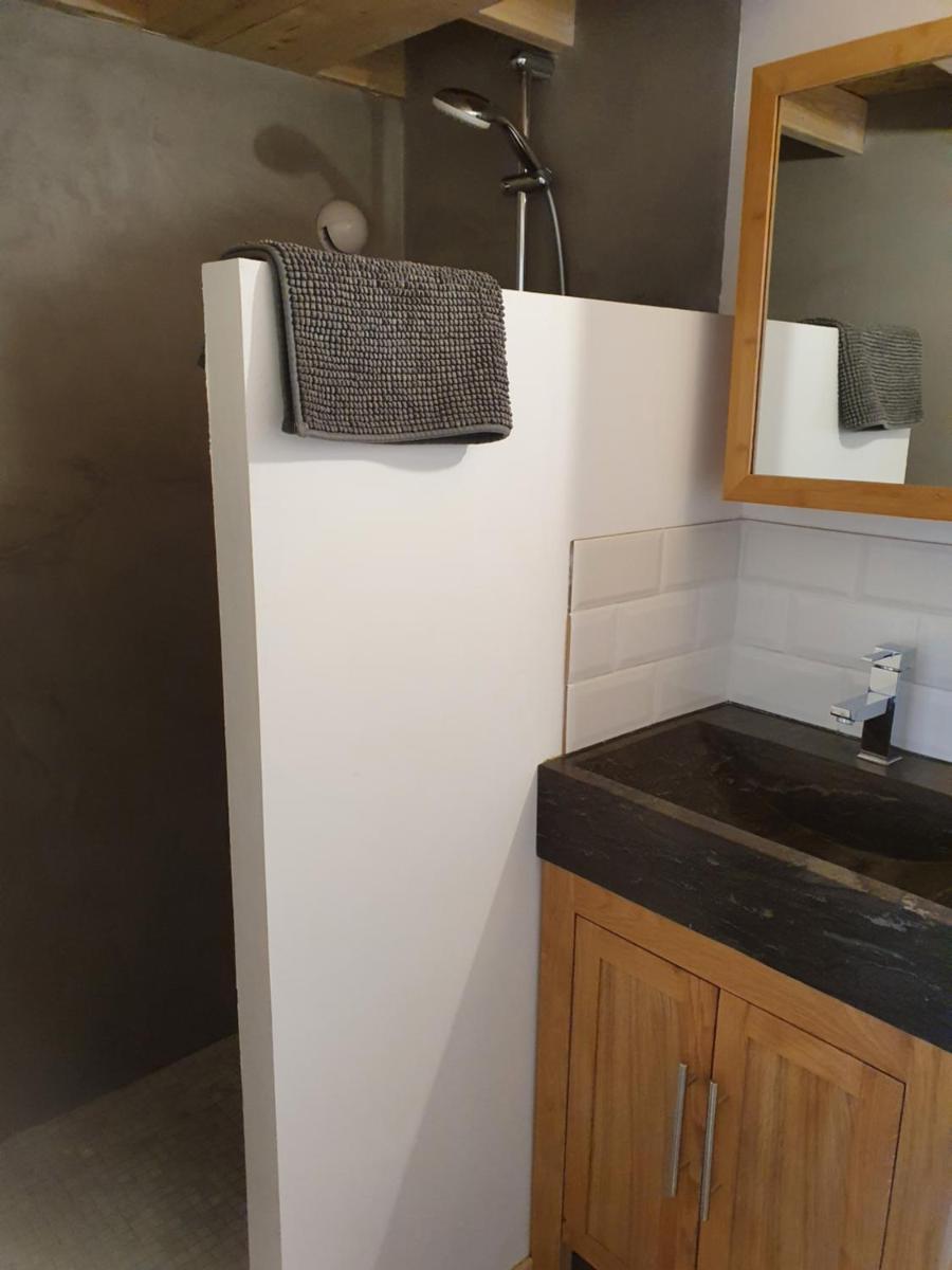 Suitetrails - Angers Green Lodge - Cosy Studio