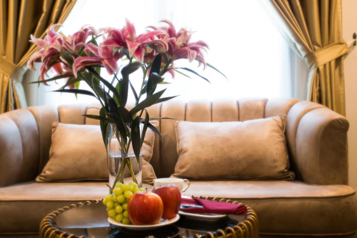 Blue Diamond Luxury Hotel - Housity