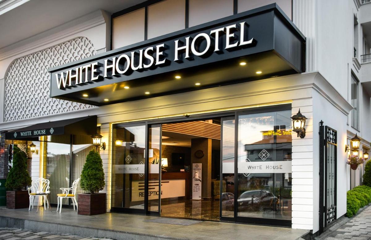 White House Hotel - Housity