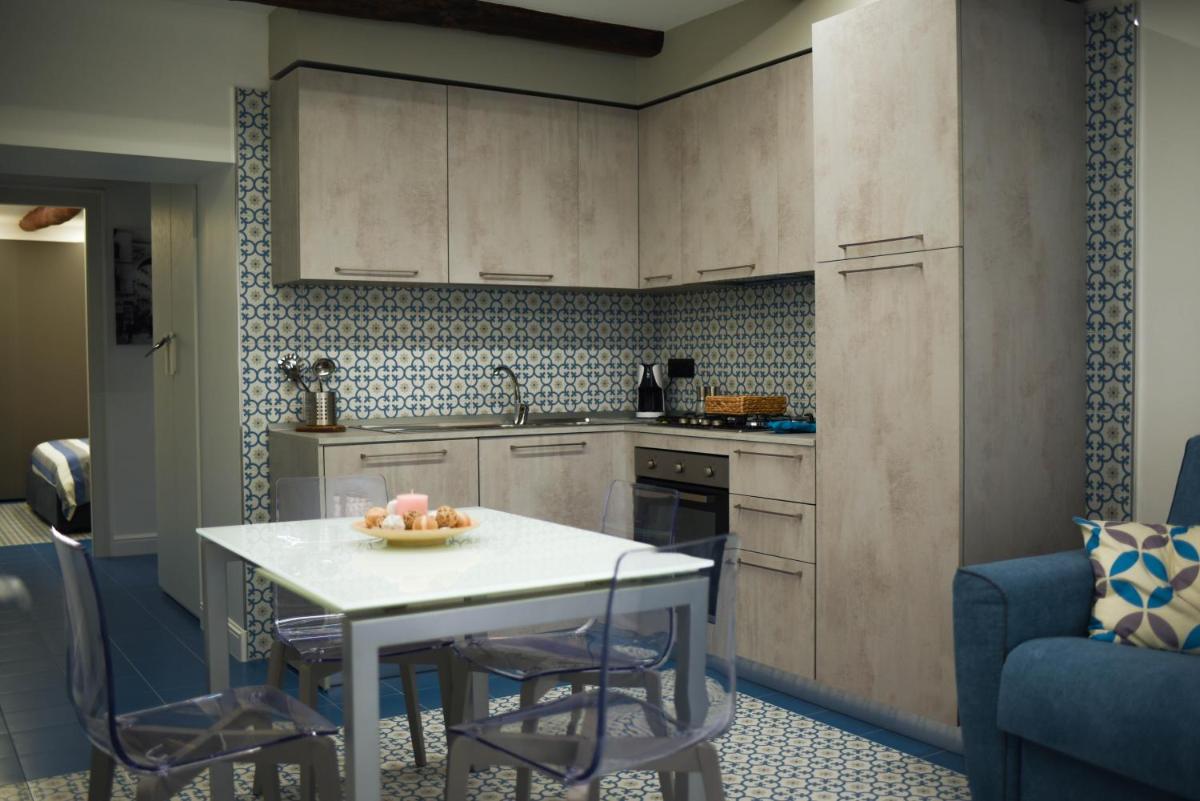 Suitetrails - Chiaja Lux House
